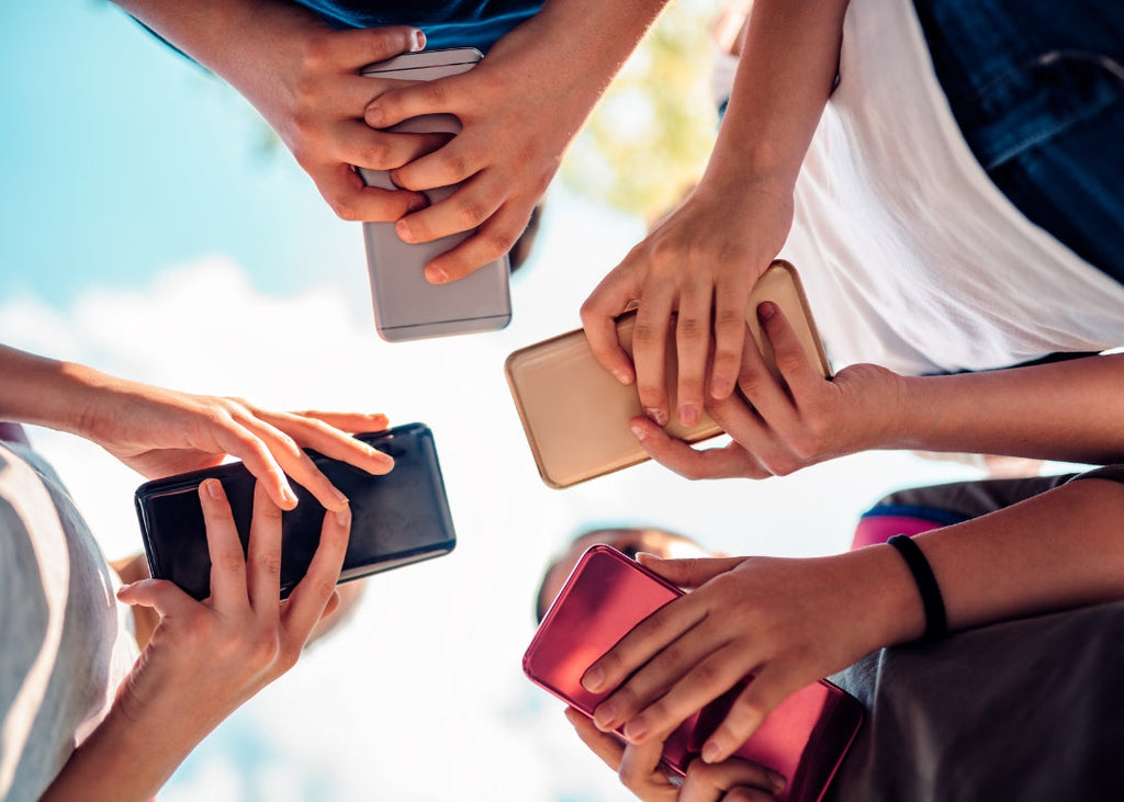 How Much Screen Time Is Too Much? A Simple Age-Wise Guide for Parents